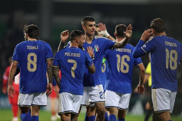 Si&ecirc;u m&aacute;y t&iacute;nh dự đo&aacute;n Italia s&aacute;ng cửa dự World Cup 2026