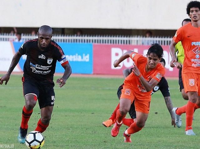 Nhận định b&oacute;ng đ&aacute; Persipura vs Borneo, 15h30 ng&agrave;y 22/12: Quyết chiến v&igrave; danh hiệu &aacute; qu&acirc;n