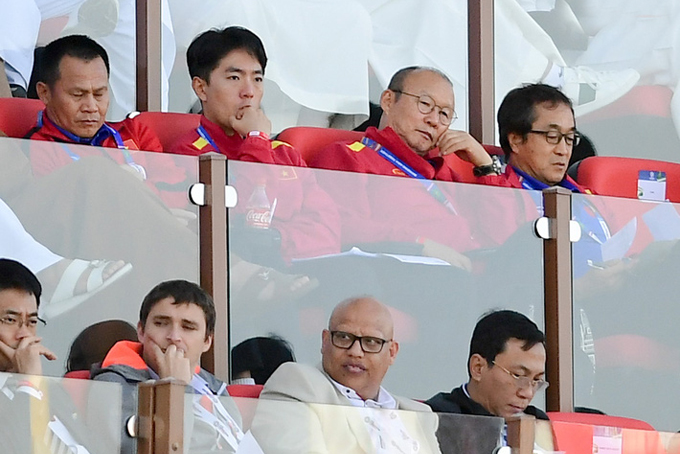 HLV Park Hang Seo ngự gi&aacute; th&acirc;n chinh đi 'do th&aacute;m' đối thủ ở tứ kết Asian Cup 2019