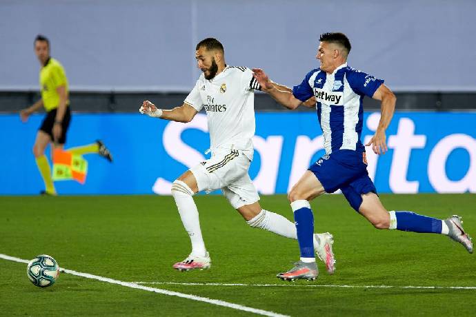 Lịch thi đấu b&oacute;ng đ&aacute; h&ocirc;m nay 23/1: Alaves vs Real Madrid