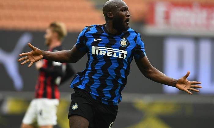 Top ghi b&agrave;n Serie A 20/21: Lukaku vượt Ronaldo sau derby Milan