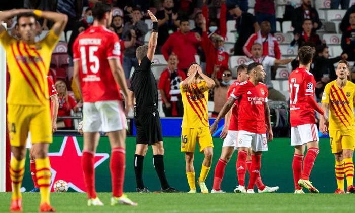 Dự đo&aacute;n, soi k&egrave;o thẻ v&agrave;ng Benfica vs Ajax, 3h ng&agrave;y 24/2