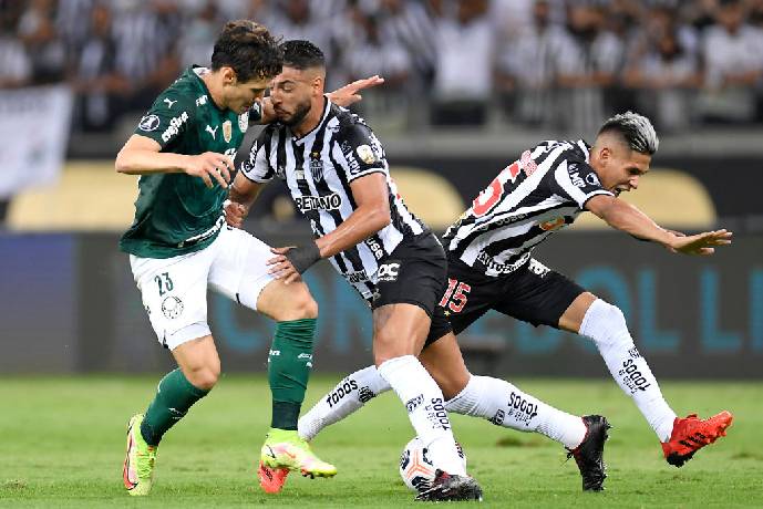 Soi k&egrave;o phạt g&oacute;c Carabobo vs Atletico Mineiro, 7h30 ng&agrave;y 23/2