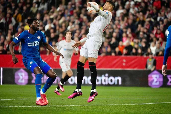 Soi k&egrave;o phạt g&oacute;c PSV vs Sevilla, 0h45 ng&agrave;y 24/2
