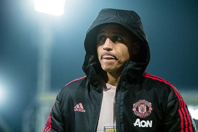 Alexis Sanchez bị coi l&agrave; 'sai lầm lớn nhất' sự nghiệp của sếp M.U