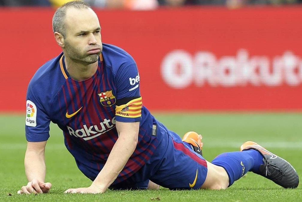 Iniesta tiết lộ qu&atilde;ng thời gian đen tối ở Barca