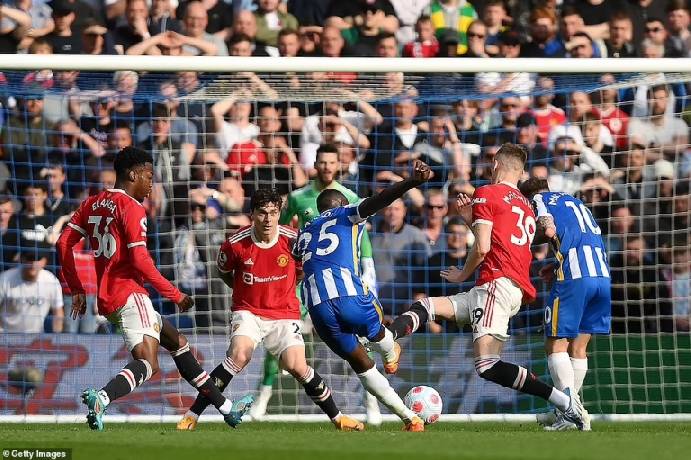 Ph&acirc;n t&iacute;ch k&egrave;o hiệp 1 Brighton vs MU, 22h30 ng&agrave;y 23/4