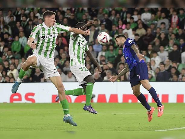 Soi k&egrave;o phạt g&oacute;c Real Betis vs Valencia,02h00 ng&agrave;y 24/5
