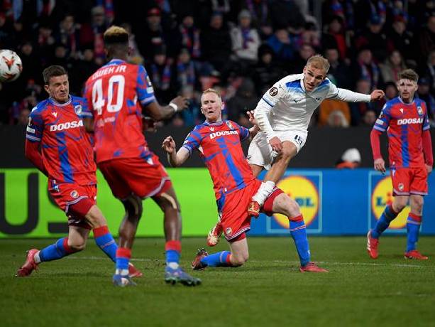 Nhận định, soi k&egrave;o Viktoria Plzen vs Servette, 00h00 ng&agrave;y 23/7: Ưu thế s&acirc;n nh&agrave;