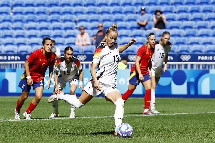 Soi k&egrave;o phạt g&oacute;c Nữ Đức vs Nữ T&acirc;y Ban Nha, 2h00 ng&agrave;y 24/7