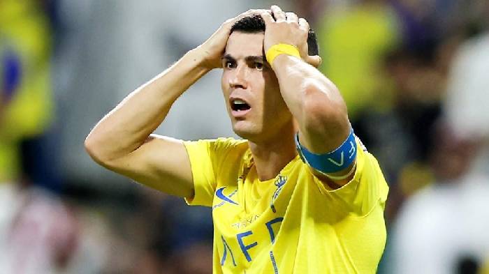 Biến căng! Ronaldo 'từ mặt' si&ecirc;u sao mới gia nhập Al Nassr