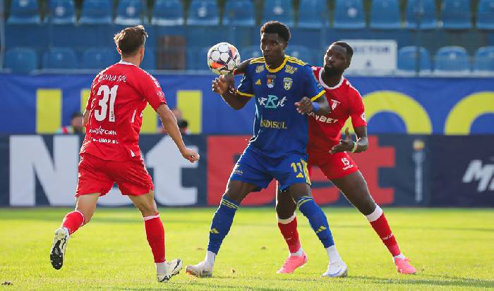 Nhận định, soi k&egrave;o UTA Arad vs Unirea Slobozia, 23h00 ng&agrave;y 22/8: Trận chiến kh&ocirc;ng khoan nhượng