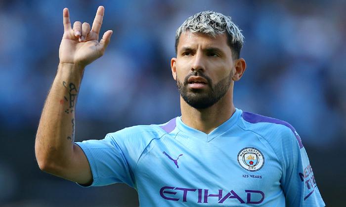 Sergio Aguero lập kỷ lục trong ng&agrave;y Man City đại thắng Watford