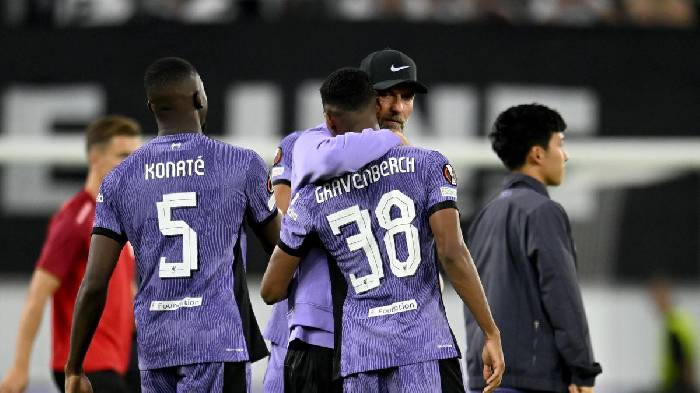 Gravenberch h&eacute; lộ 'thần ch&uacute;' hiệu nghiệm tức th&igrave; của Klopp