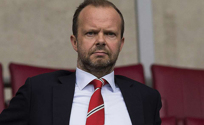Ed Woodward trải l&ograve;ng về chuyển nhượng của MU