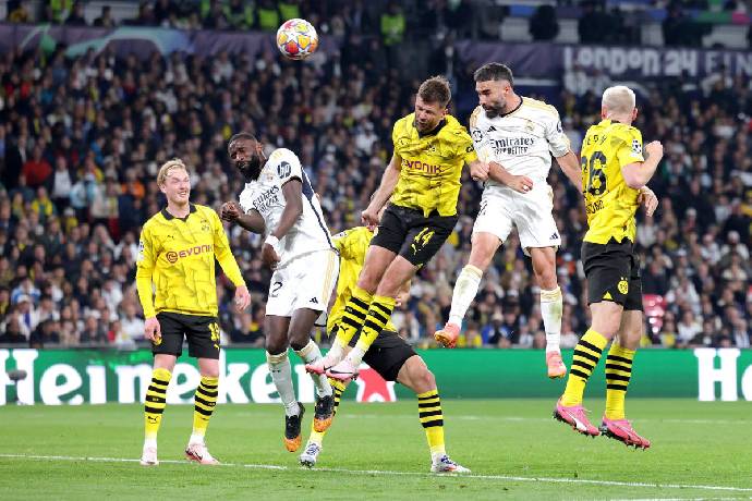 Soi k&egrave;o phạt g&oacute;c Real Madrid vs Dortmund, 02h00 ng&agrave;y 23/10