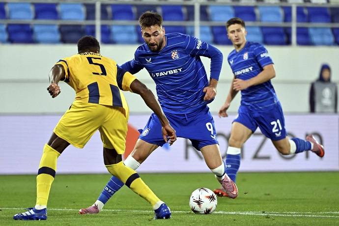 Nhận định, soi k&egrave;o Malmo vs Dinamo Zagreb, 2h00 ng&agrave;y 24/10: Hai th&aacute;i cực