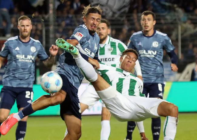 Nhận định, soi k&egrave;o Preussen Munster vs Schalke, 19h00 ng&agrave;y 22/11: Trở lại cuộc đua