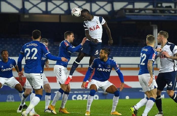 Soi k&egrave;o phạt g&oacute;c Tottenham vs Everton, 22h00 ng&agrave;y 23/12