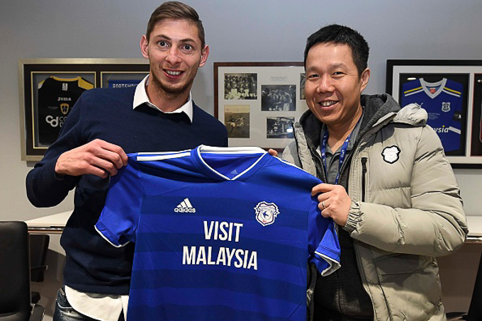 Cơ hội cứu hộ t&acirc;n binh Cardiff gần như kh&ocirc;ng c&ograve;n