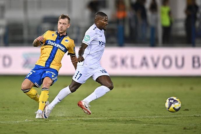 Nhận định, soi k&egrave;o APOEL vs Omonia Aradippou, 0h00 ng&agrave;y 24/1: Ưu thế cho chủ nh&agrave;