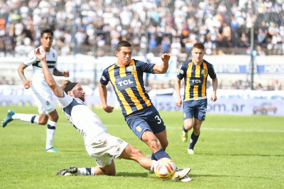 Nhận định Aldosivi vs Gimnasia LP 05h00, 26/02 (VĐQG Argentina)