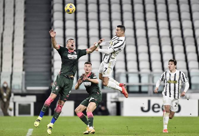 Kết quả b&oacute;ng đ&aacute; h&ocirc;m nay 23/2: Ronaldo rực s&aacute;ng, Juventus đại thắng