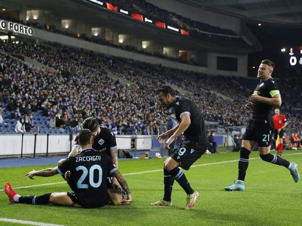 Đội h&igrave;nh ra s&acirc;n ch&iacute;nh thức Lazio vs Porto, 0h45 ng&agrave;y 25/2
