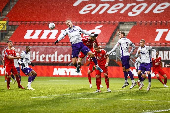 Nhận định, soi k&egrave;o Waalwijk vs Twente, 2h ng&agrave;y 26/2