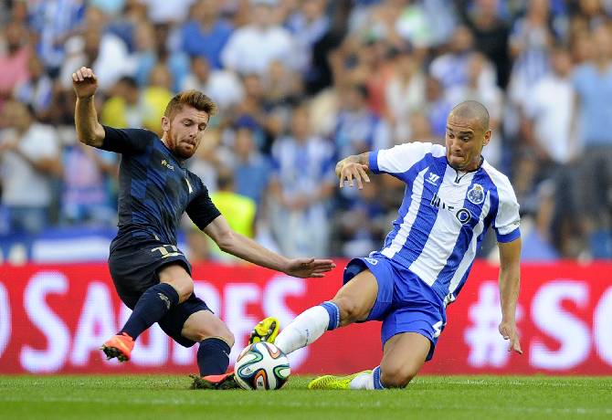 Soi k&egrave;o phạt g&oacute;c Lazio vs Porto, 0h45 ng&agrave;y 25/2