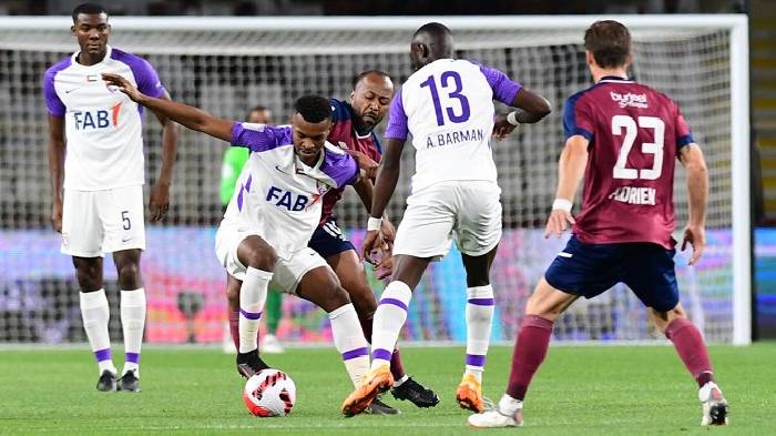 Soi k&egrave;o phạt g&oacute;c Adalah vs Khaleej, 22h ng&agrave;y 24/2