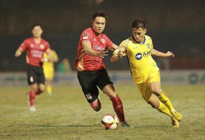 C&ocirc;ng an H&agrave; Nội thắng trận thứ hai dưới thời HLV Kiatisuk