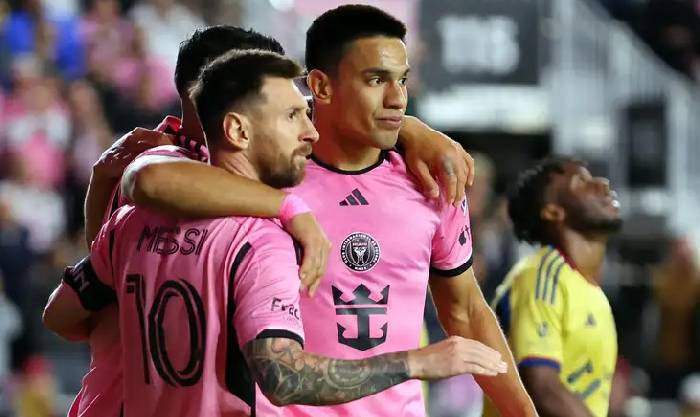 Messi trở th&agrave;nh cầu thủ b&oacute;ng đ&aacute; đầu ti&ecirc;n đứng vị tr&iacute; số 1 nền thể thao Mỹ