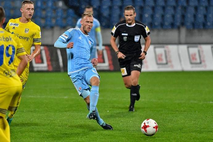 Nhận định, soi k&egrave;o Veres Rivne với Kolos Kovalivka, 18h00 ng&agrave;y 25/2: Kh&oacute; cưỡng lịch sử