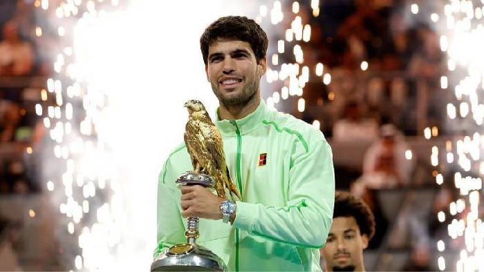 Alcaraz đ&aacute;nh bại Fils trong 50 ph&uacute;t, v&ocirc; địch Qatar Open 2026