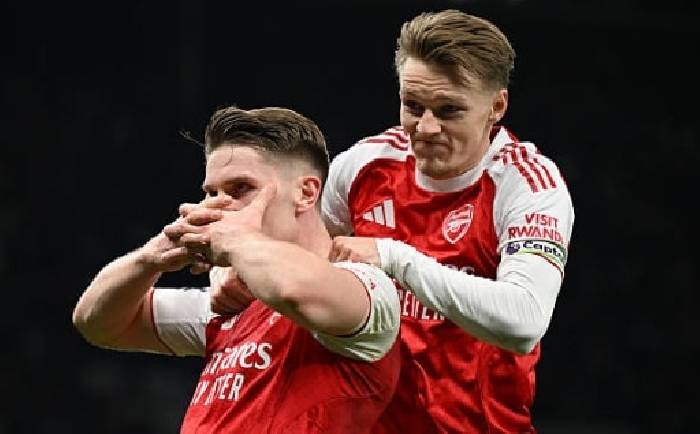 Ng&ocirc;i sao Arsenal chế giễu Tottenham sau chiến thắng đậm