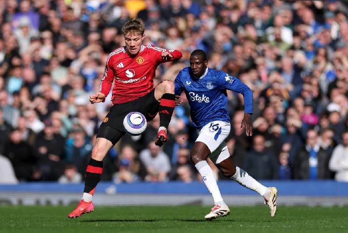Soi k&egrave;o g&oacute;c Everton vs MU, 3h00 ng&agrave;y 24/02