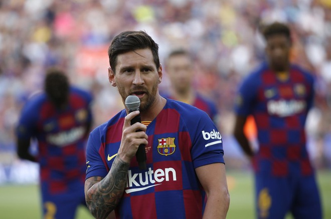 Messi k&ecirc;u gọi đồng đội giảm lương để gi&uacute;p Barcelona vượt qua đại dịch