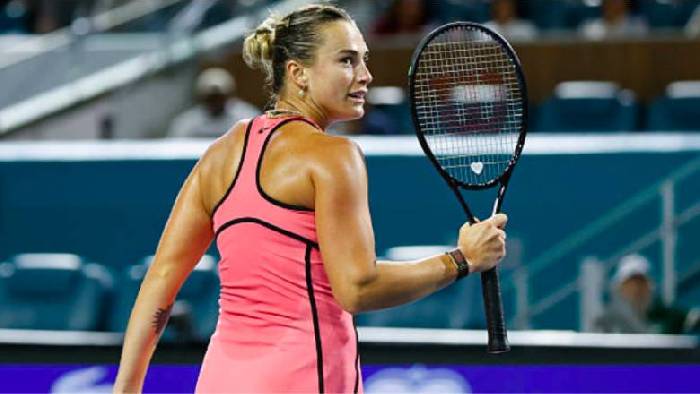 Sabalenka v&agrave; Rybakina c&ugrave;ng gi&agrave;nh v&eacute; v&agrave;o v&ograve;ng 4 Miami Open 2026