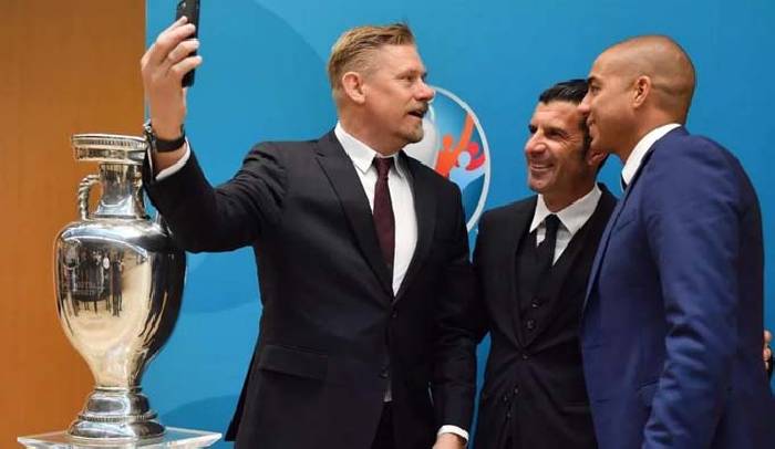 Xavi, Figo, Thierry Henry v&agrave; 45 cầu thủ vĩ đại trở th&agrave;nh Đại sứ EURO 2021