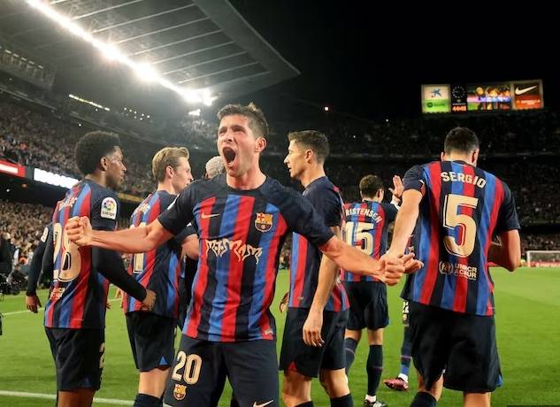 Đội h&igrave;nh ra s&acirc;n ch&iacute;nh thức Barcelona vs Atletico, 21h15 ng&agrave;y 23/4