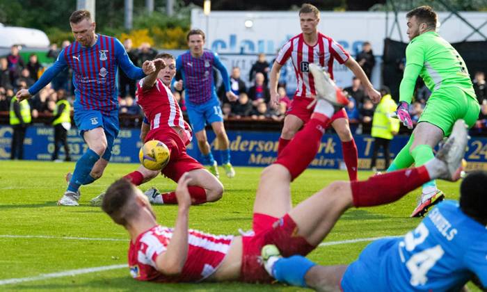 Nhận định, soi k&egrave;o St Johnstone vs Inverness, 1h45 ng&agrave;y 24/5