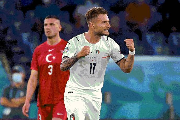 Ph&acirc;n t&iacute;ch k&egrave;o hiệp 1 Italia vs &Aacute;o, 2h ng&agrave;y 27/6