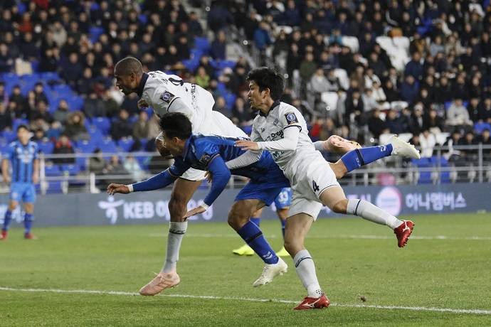 Ph&acirc;n t&iacute;ch k&egrave;o hiệp 1 Ulsan Hyundai FC vs Daegu FC, 17h30 ng&agrave;y 24/6