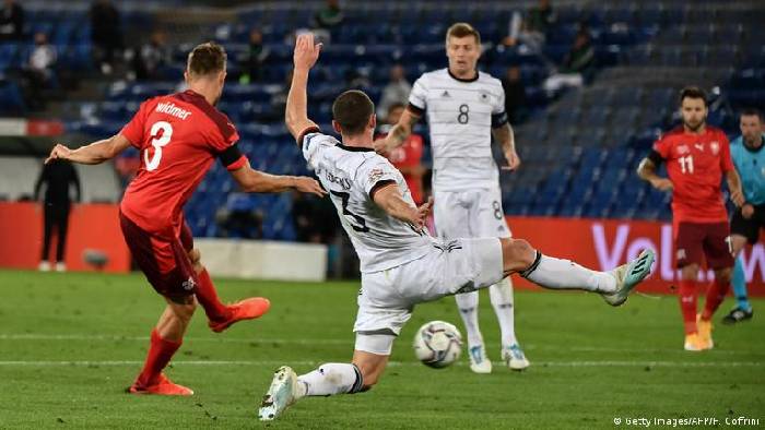 Soi k&egrave;o g&oacute;c Thụy Sĩ vs Đức, 2h00 ng&agrave;y 24/6