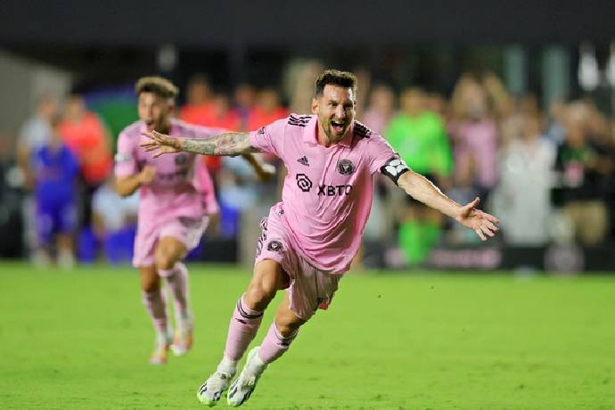 Messi lập kỷ lục độc nhất sau si&ecirc;u phẩm ra mắt Inter Miami