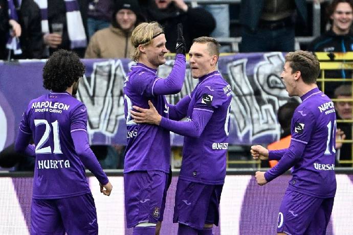 Soi k&egrave;o phạt g&oacute;c Anderlecht vs Hacken, 01h00 ng&agrave;y 25/7