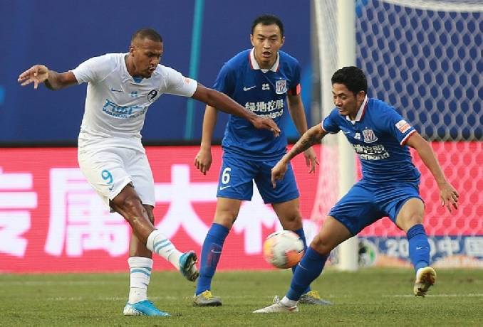 Soi k&egrave;o phạt g&oacute;c Guangzhou FC vs Dalian Pro, 18h30 ng&agrave;y 24/8
