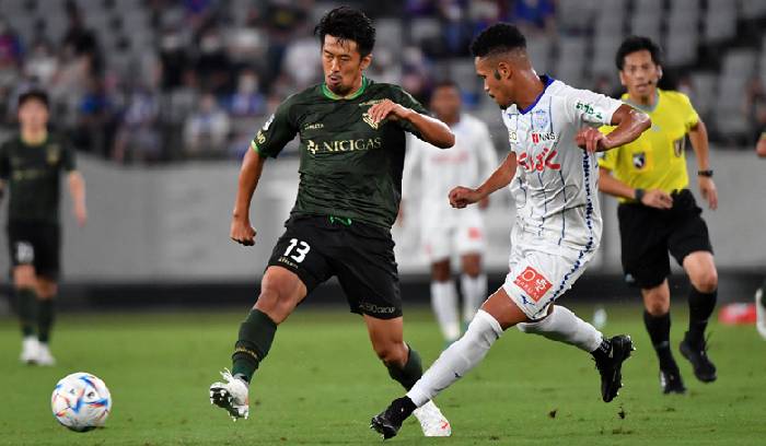 Soi k&egrave;o phạt g&oacute;c Tokyo Verdy vs Tokushima Vortis, 17h ng&agrave;y 24/8