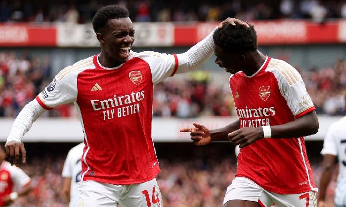 X&Aacute;C NHẬN ! Arsenal sắp mất 'trụ cột 55 củ' v&agrave;o tay đại gia mới nổi